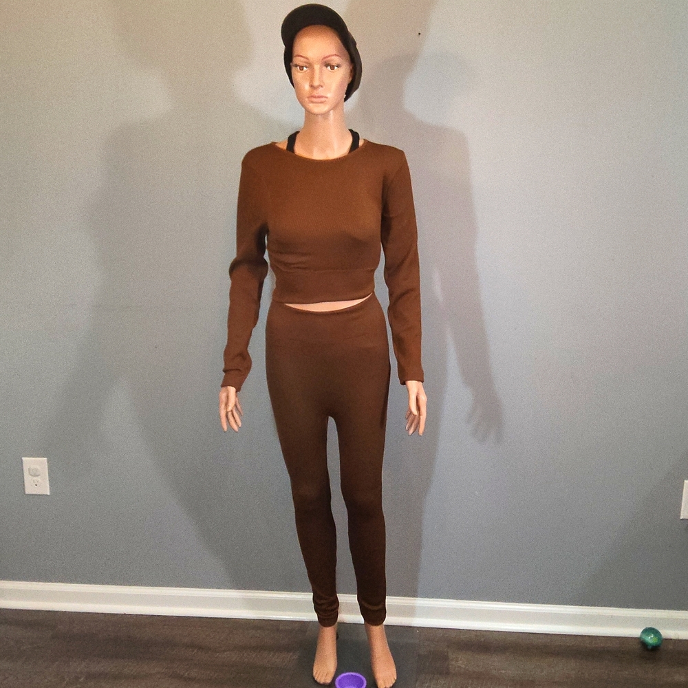Bella movement size small/medium top and bottom